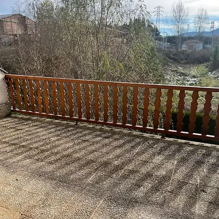 Callau Apartment *